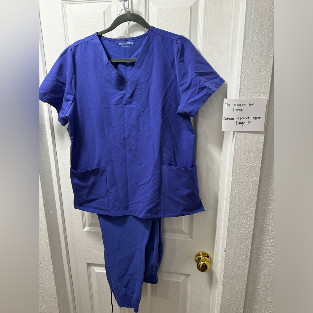 Mandala Scrubs (Large)